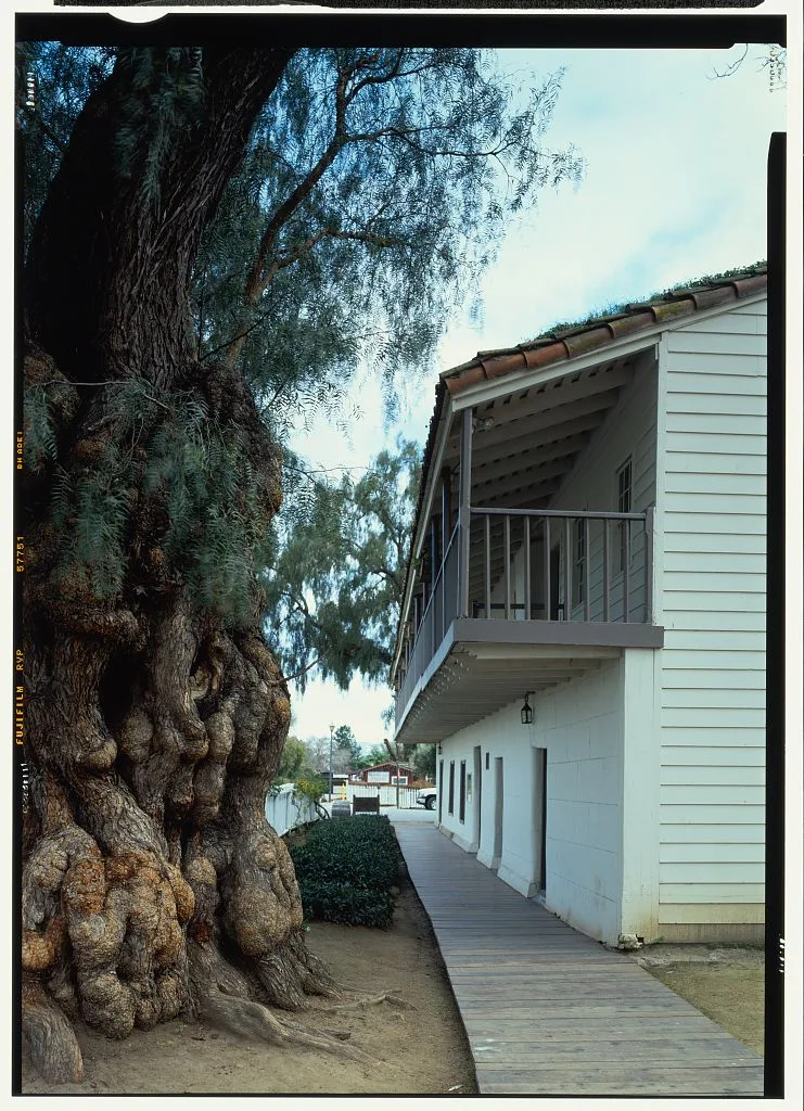 3D Galeria, plate 3 of 3